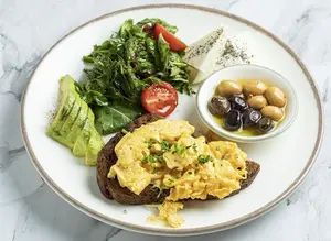 Light Kahvaltı Tabağı