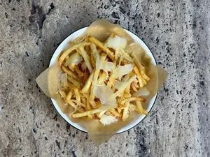 Parmesanlı Trüflü İnce Patates Kızartması