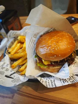 Ohannes Burger Kemeraltı resimleri