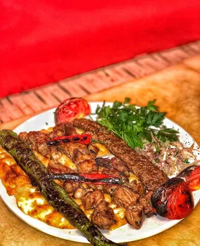 YAKAMOZ KEBAP VE ÇORBA SALONU resimleri