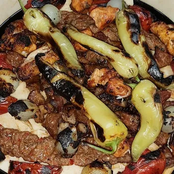 YAKAMOZ KEBAP VE ÇORBA SALONU resimleri
