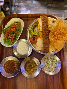 Döner Piri Hatay Usulu Soslu Döner resimleri