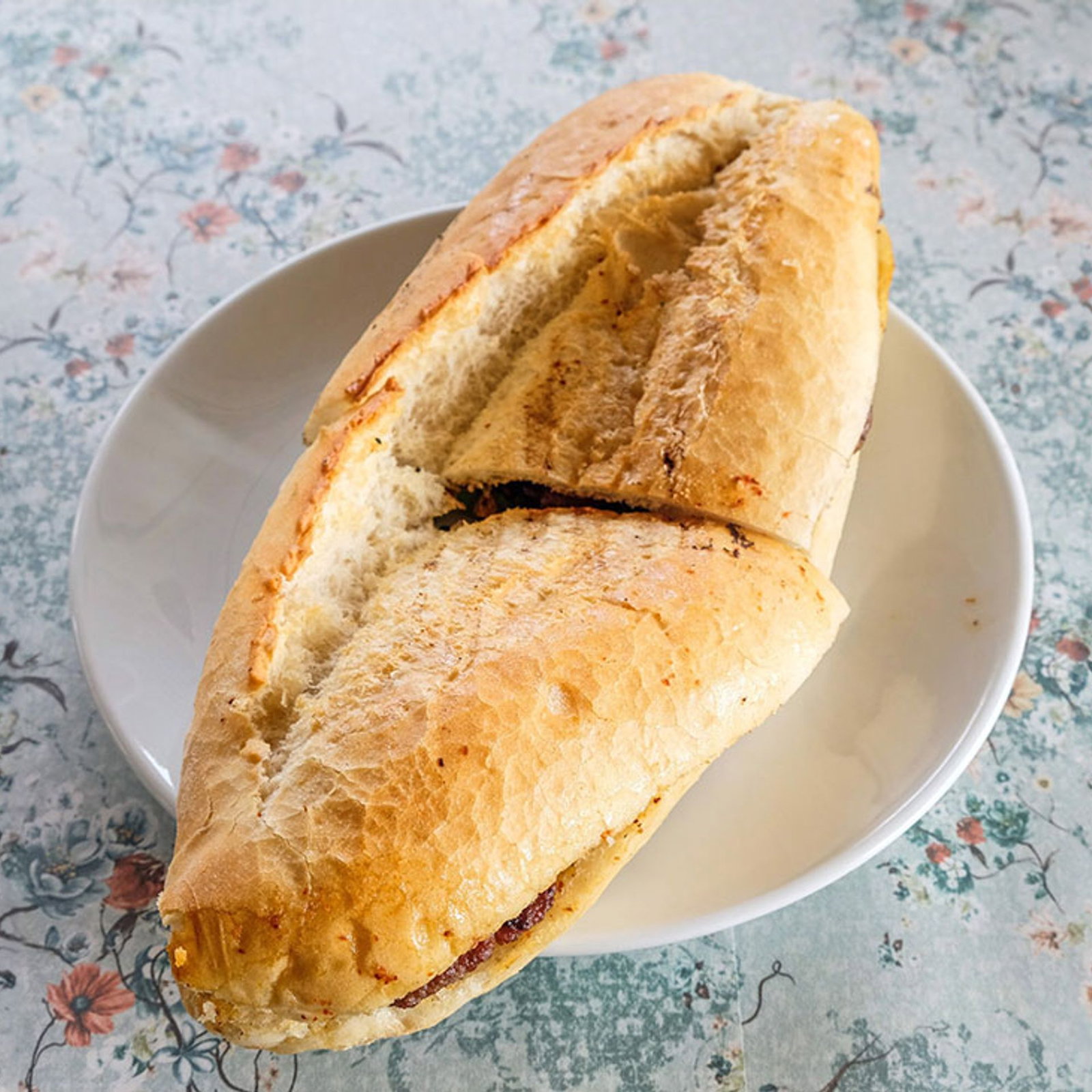 Tam Ekmek Arası Tavuk Şiş