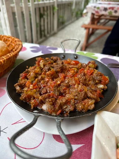 MEROLİ EV PANSİYON & YÖRESEL TATLAR