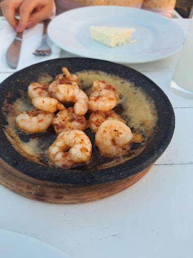 ADAALTI RESTAURANT ZEYTİNALANI