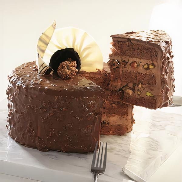 Krokanlı Pasta (Dilim)