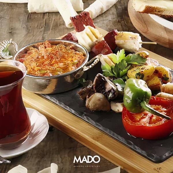 Sıcak Kahvaltı Tabağı