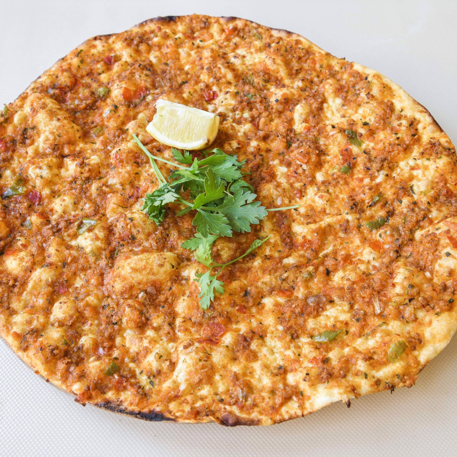 2 Adet Lahmacun