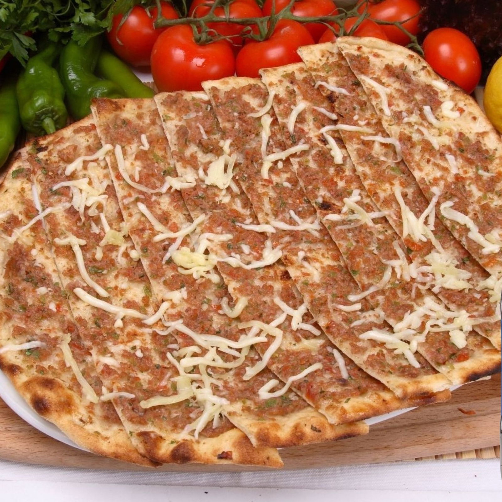 2'li Kıymalı Kaşarlı Pide Menü