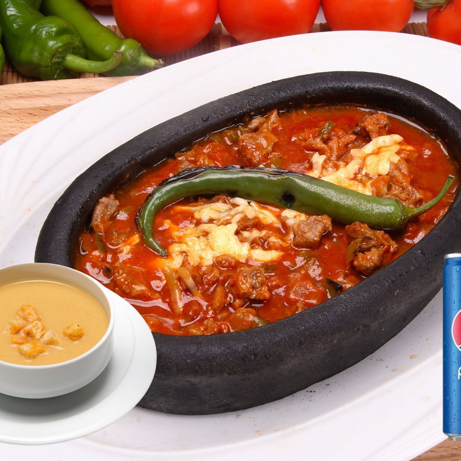Günün Çorbası & Kiremitte Köfte Menü