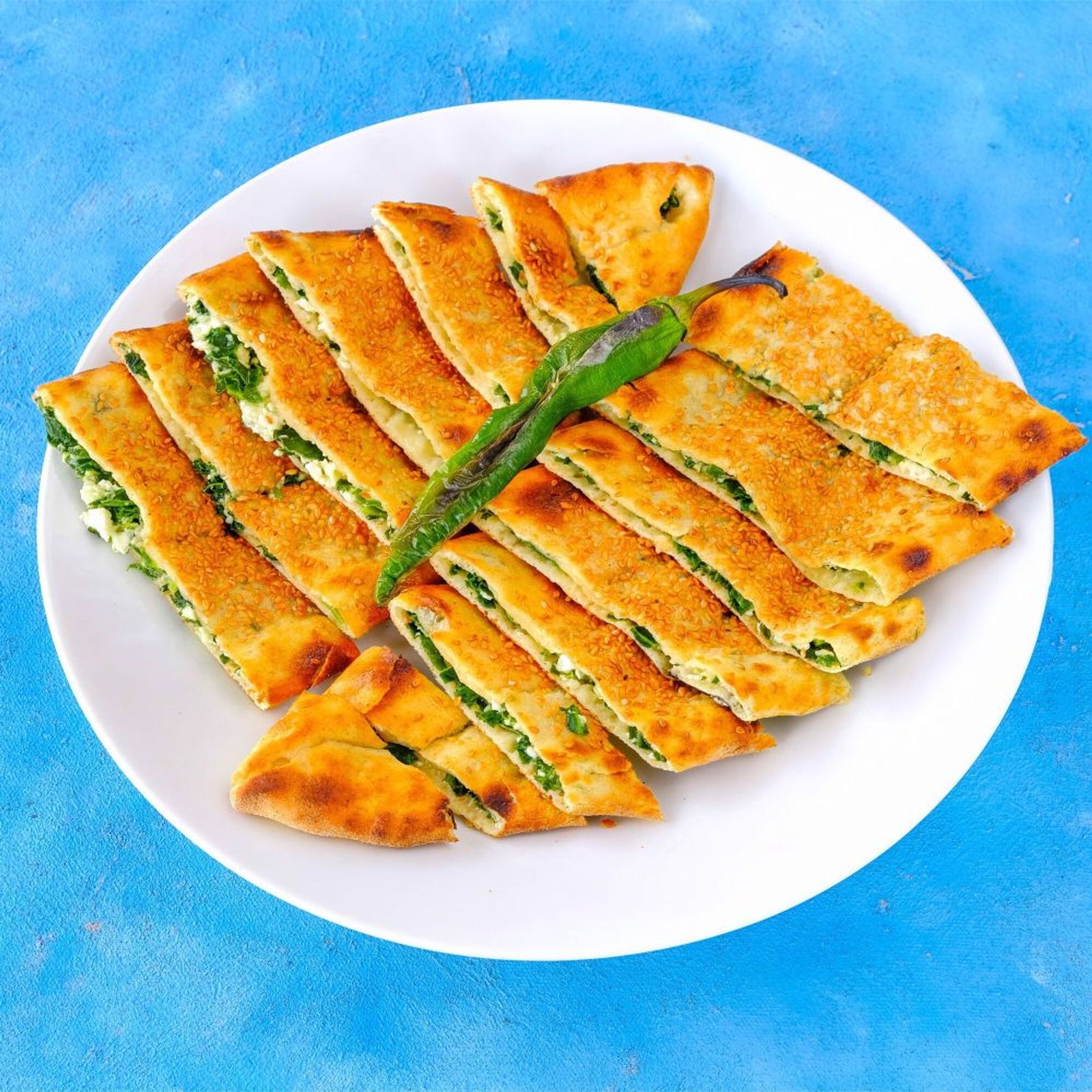 Ispanaklı Pide (Kapalı)