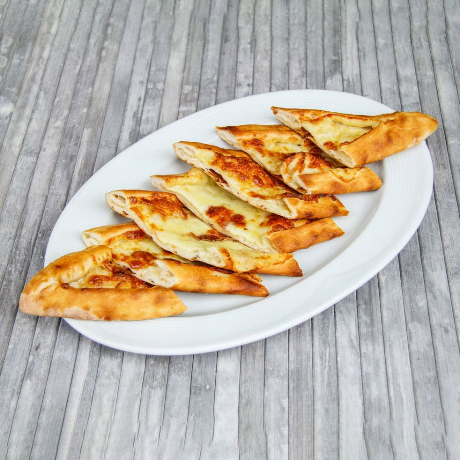 Kıymalı Domatesli Biberli Kaşarlı Pide (Açık)
