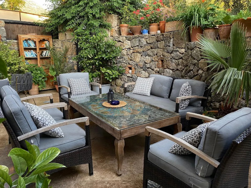 Izela Restaurant