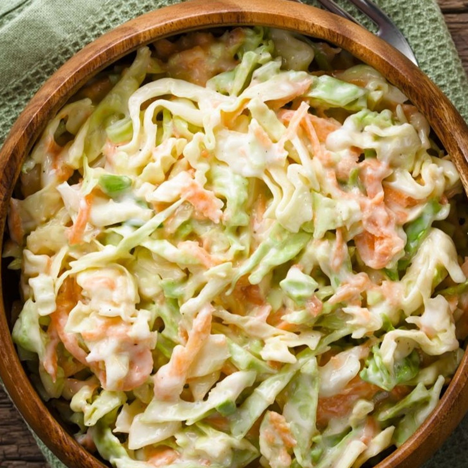 Brüksel Lahanası Salatası