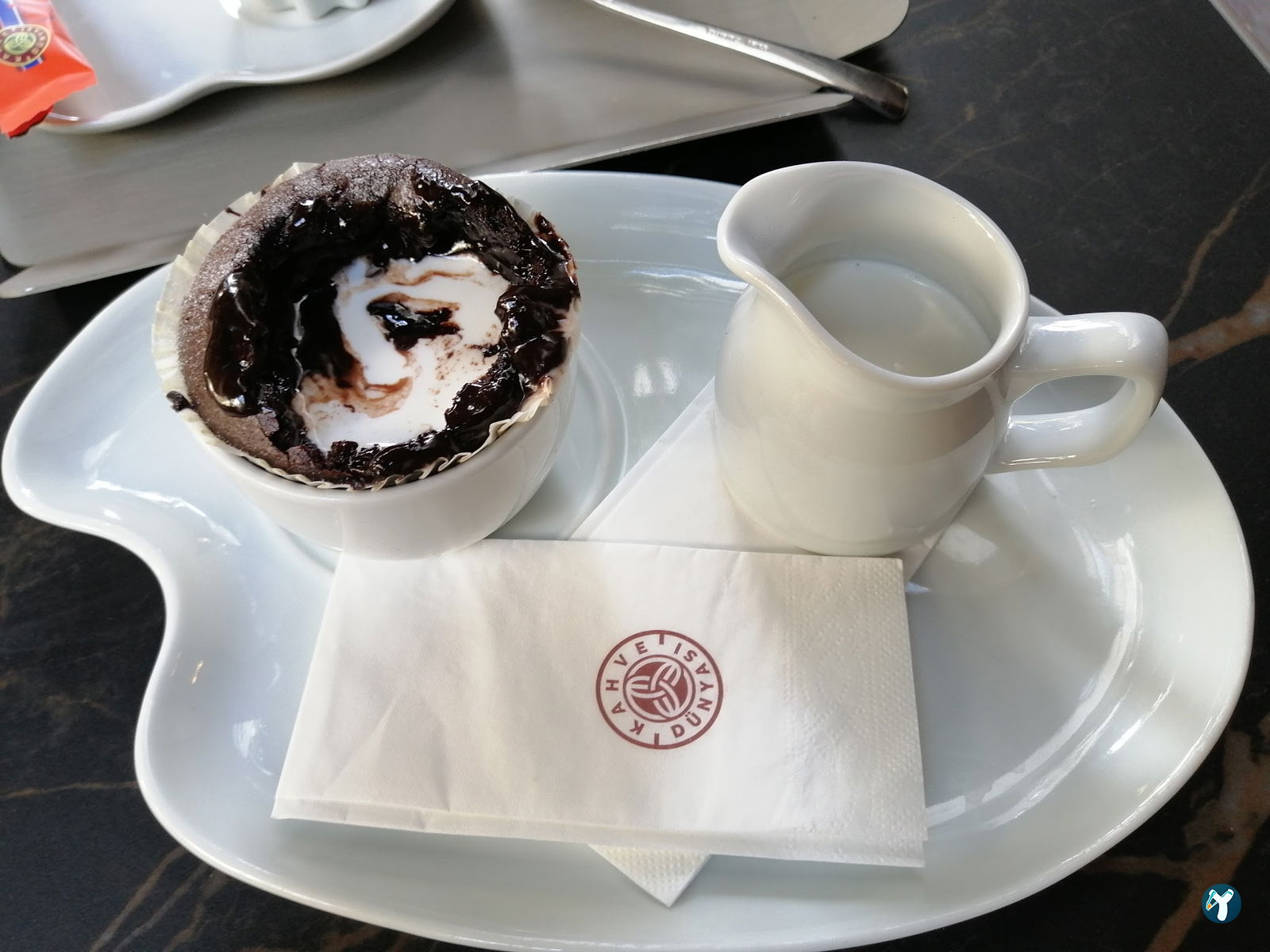 Kahve Dünyası - Adana Ziyapaşa