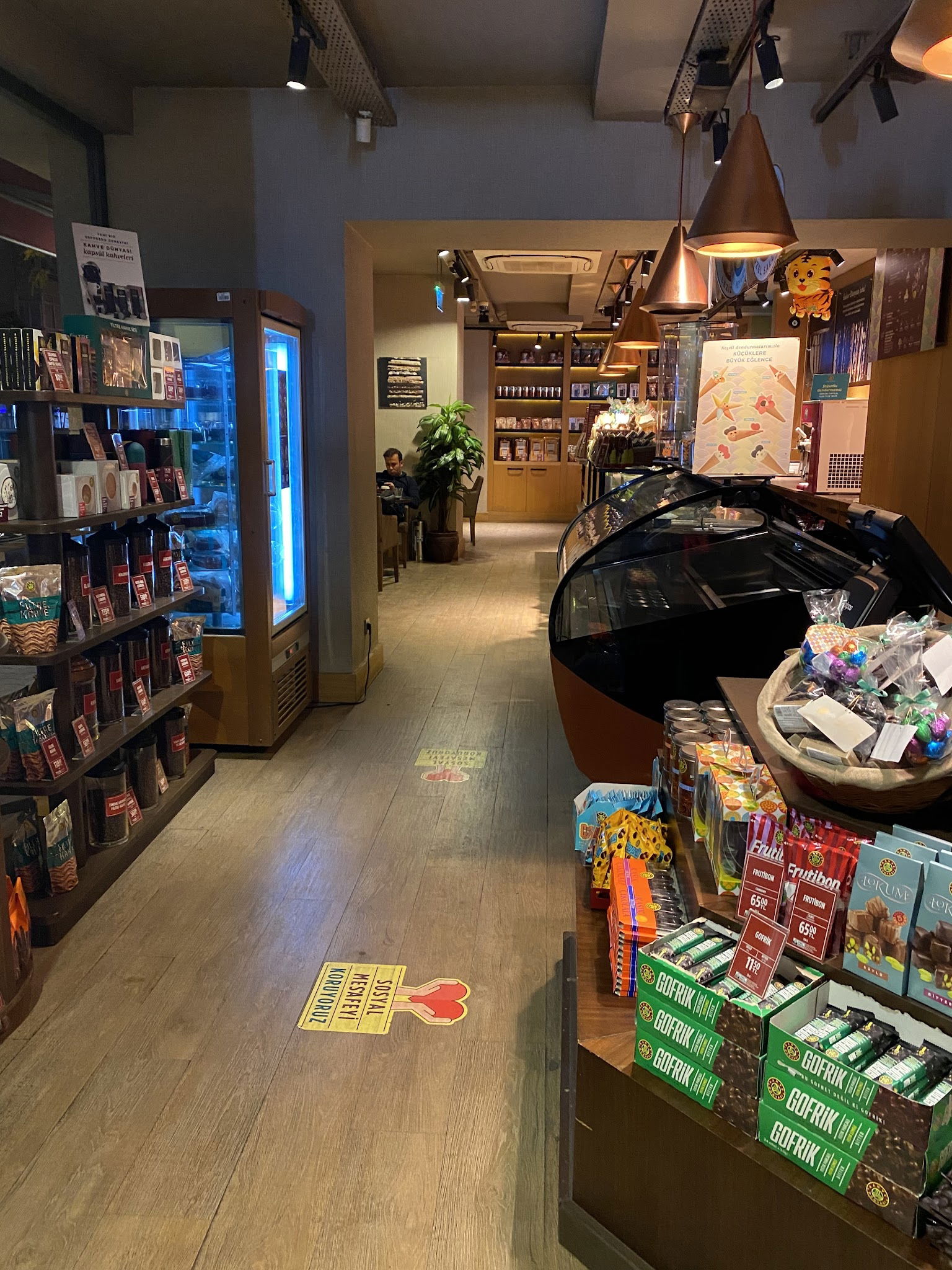 Kahve Dünyası - Adana Ziyapaşa