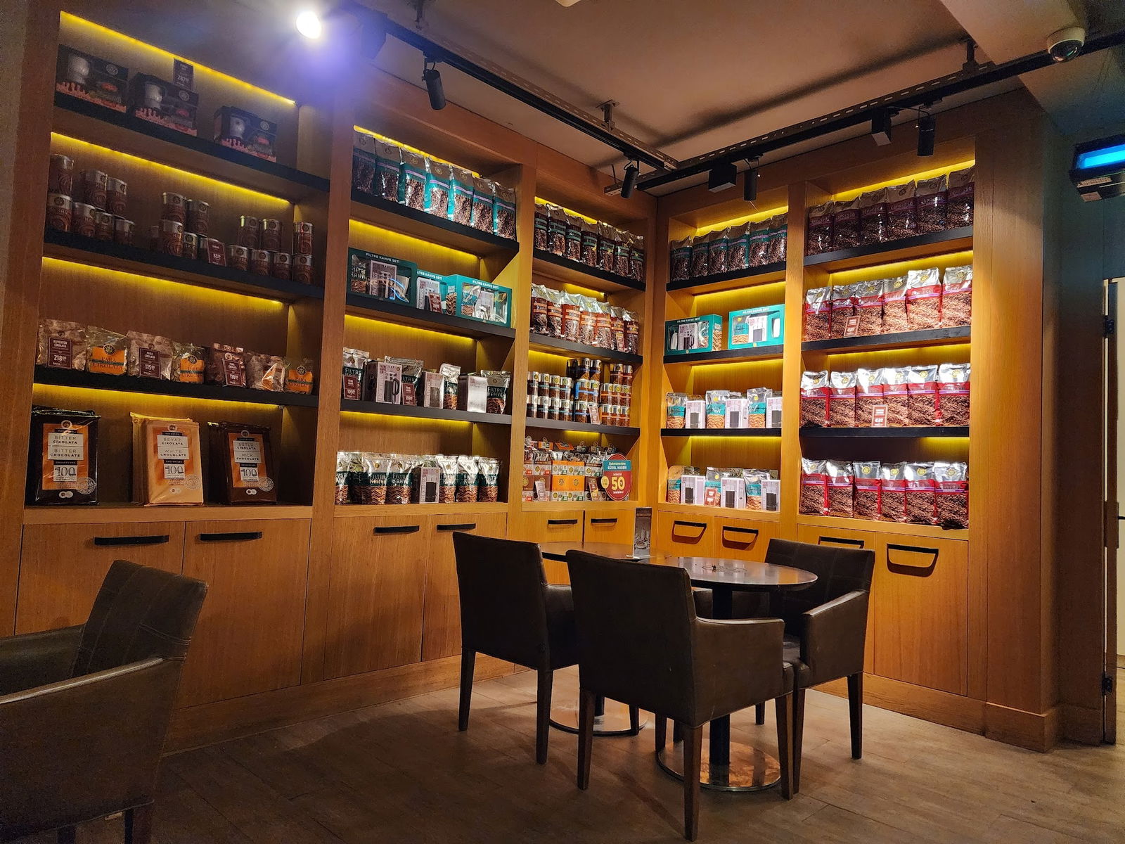 Kahve Dünyası - Adana Ziyapaşa