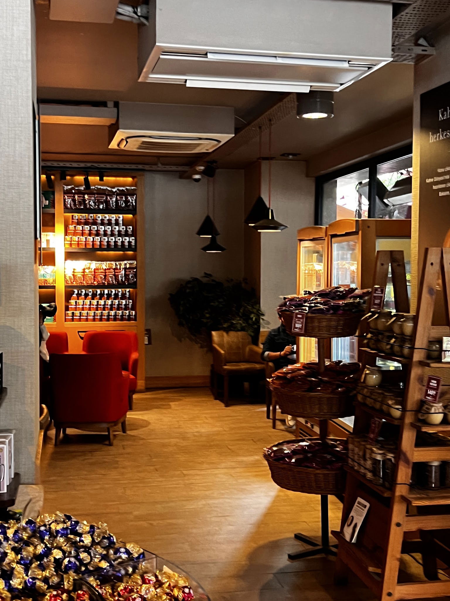 Kahve Dünyası - Adana Ziyapaşa