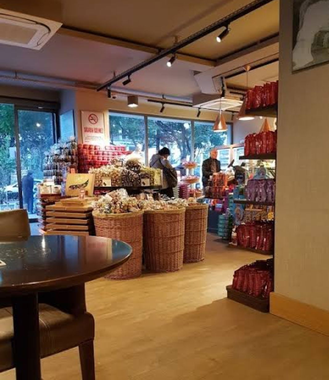 Kahve Dünyası - Adana Ziyapaşa