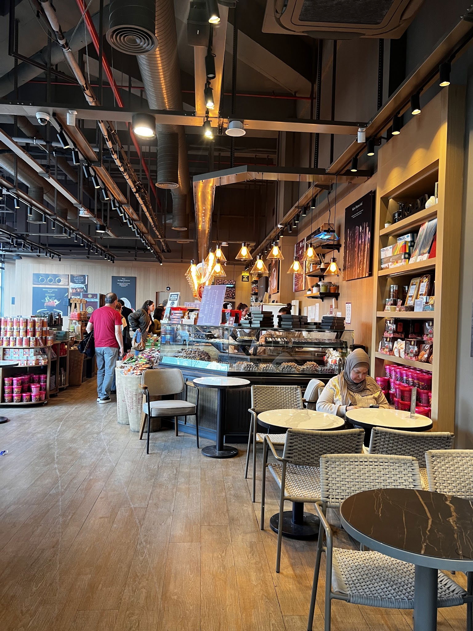 Kahve Dünyası - Adana Ziyapaşa