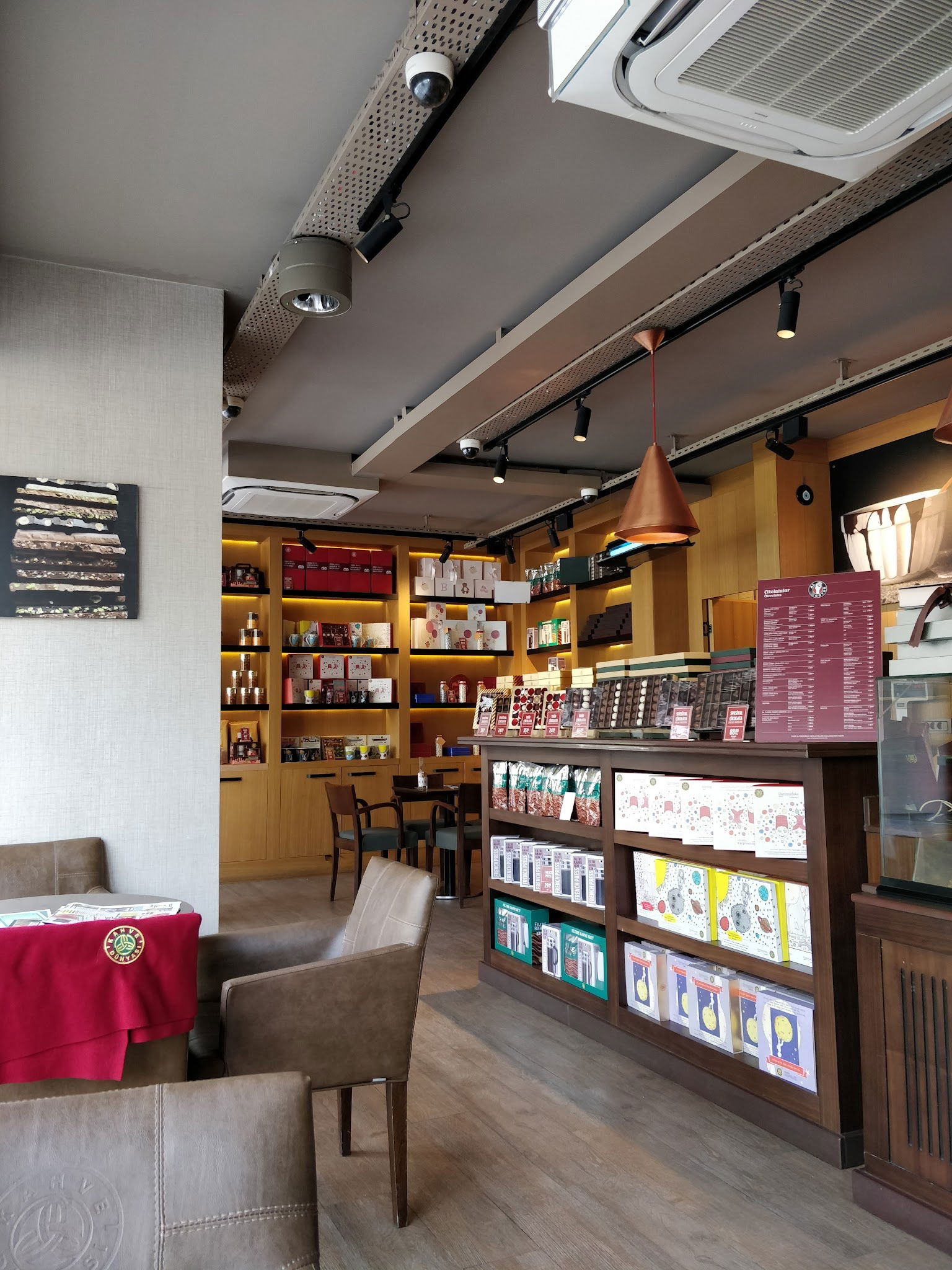 Kahve Dünyası - Adana Ziyapaşa