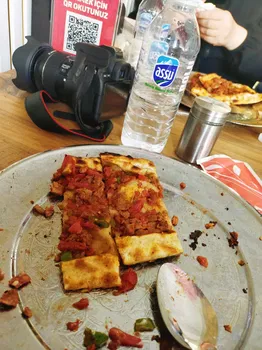 İpekyolu Döner Pi̇de Kebap Salonu resimleri