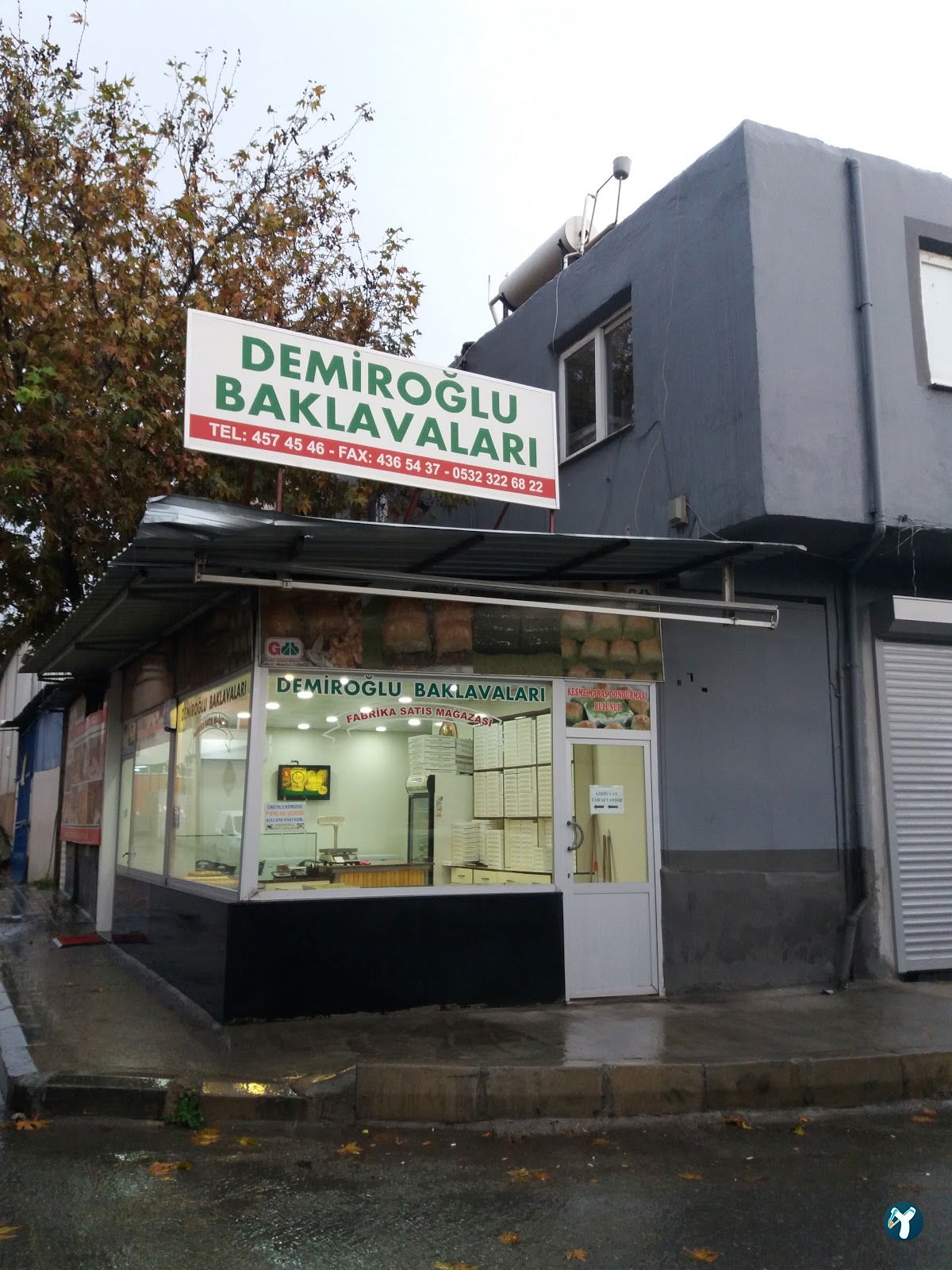 Demiroğlu Baklavaları Gaziemir