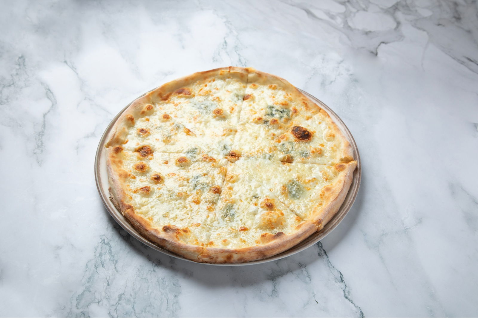 4 Peynirli Pizza