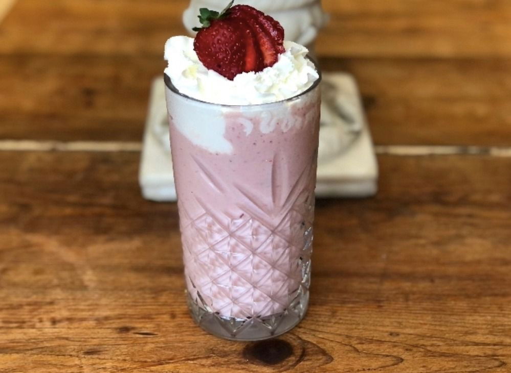 Muzlu Çilekli Milkshake