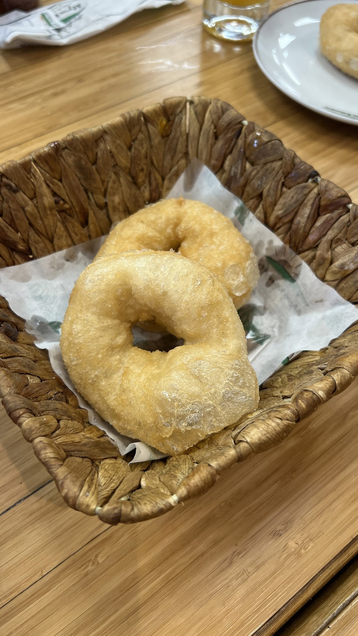 Afyon Cumhuriyet Sucukları Kahvaltı Salonu