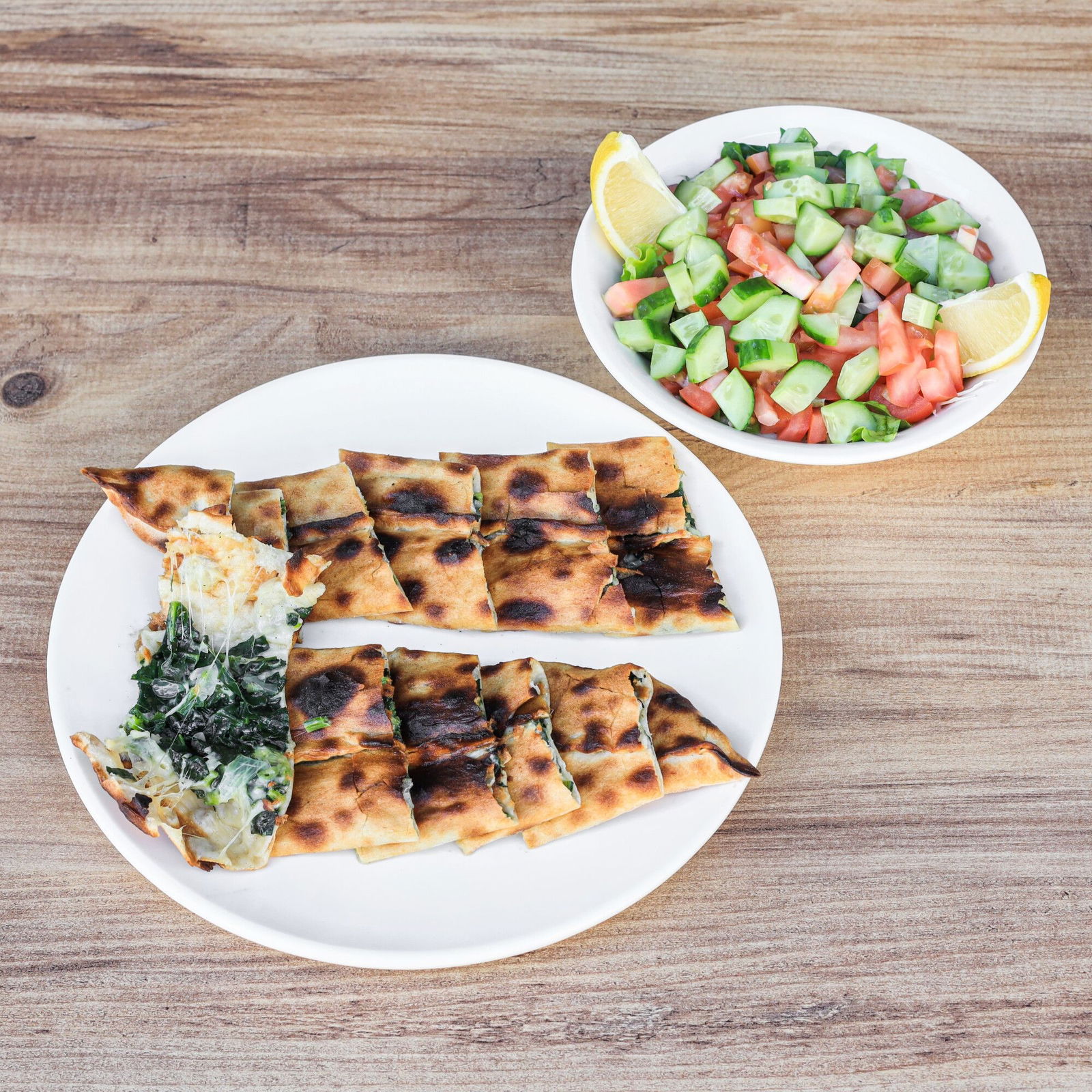 Ispanaklı Kaşarlı Pide (Kapalı)