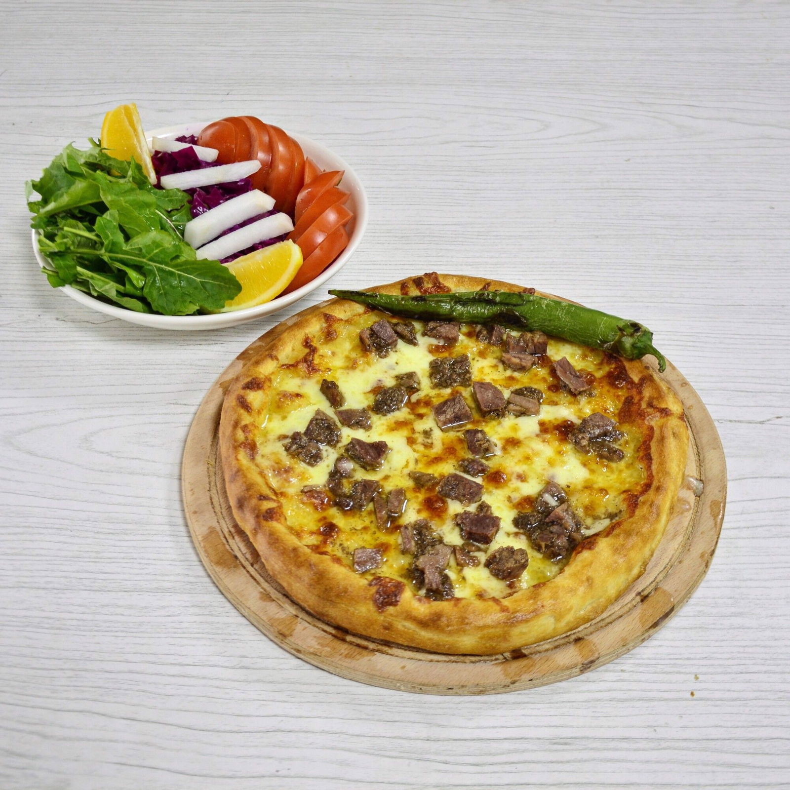Kavurmalı Kaşarlı Pide (Yuvarlak)