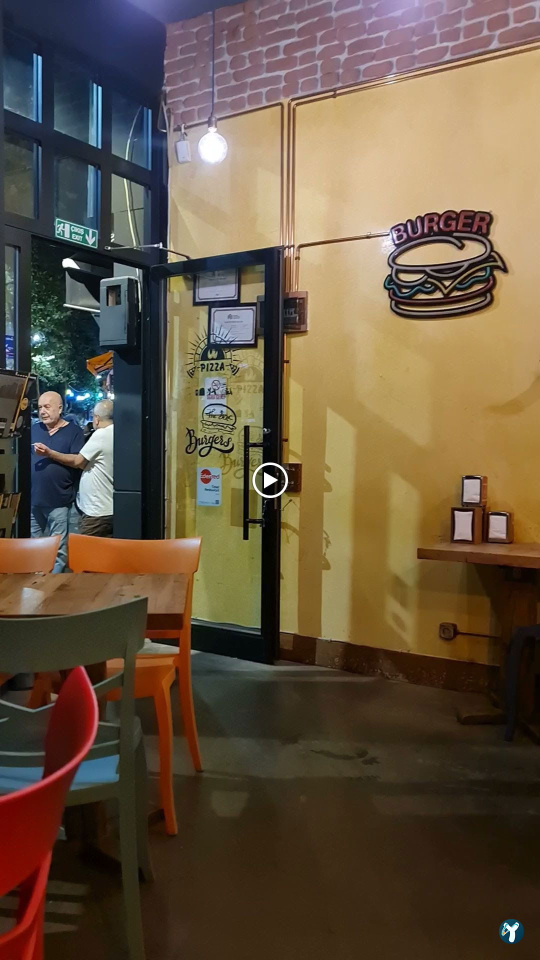 Cafe 2 Pizza&Burger Restaurant