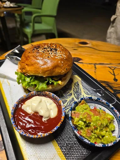 Booby Burger