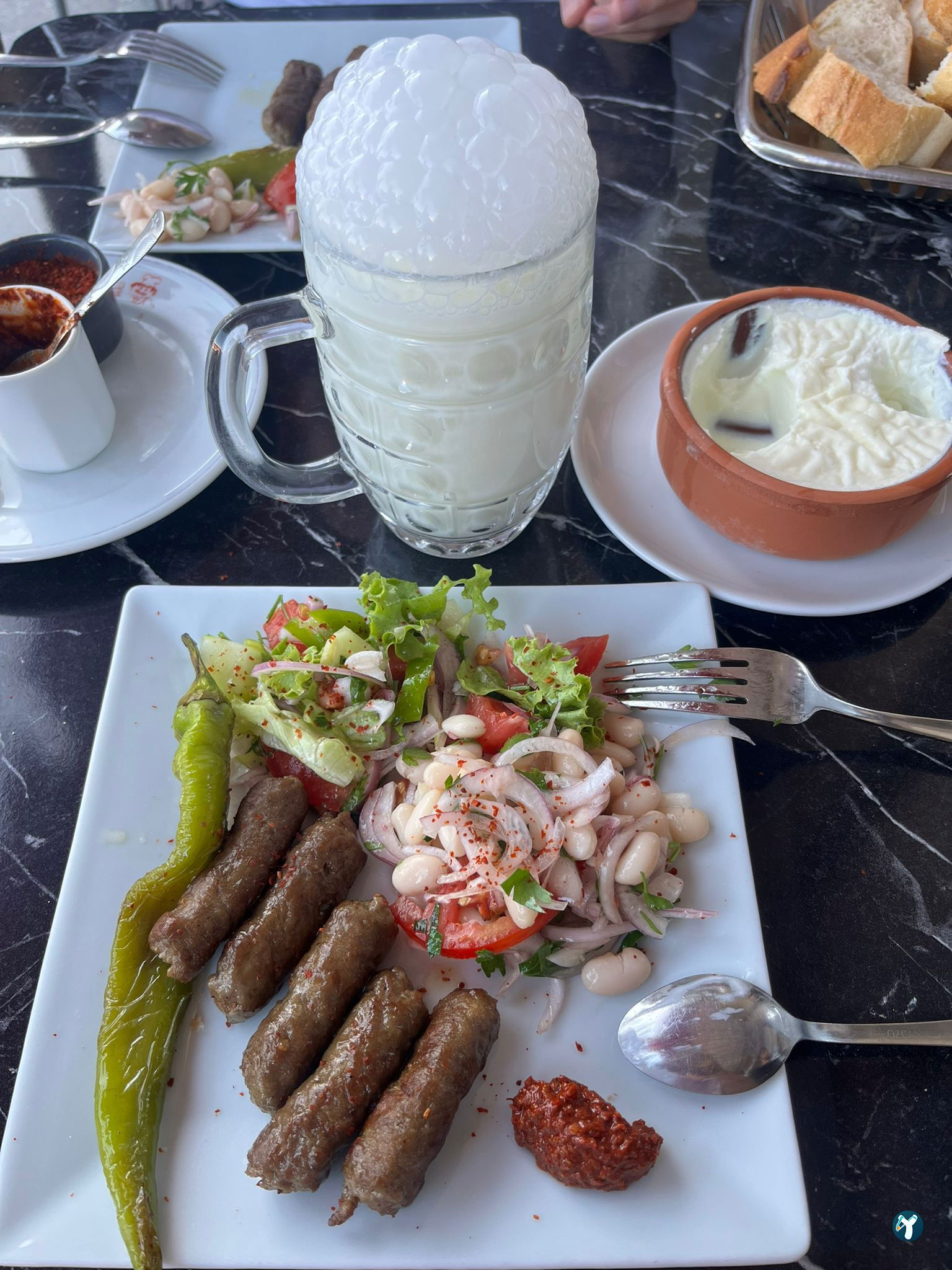 Tat Bir Kofte Salonu