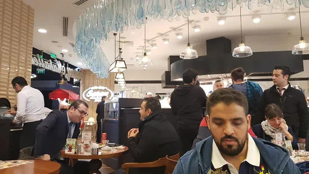 Saray Restaurant resimleri