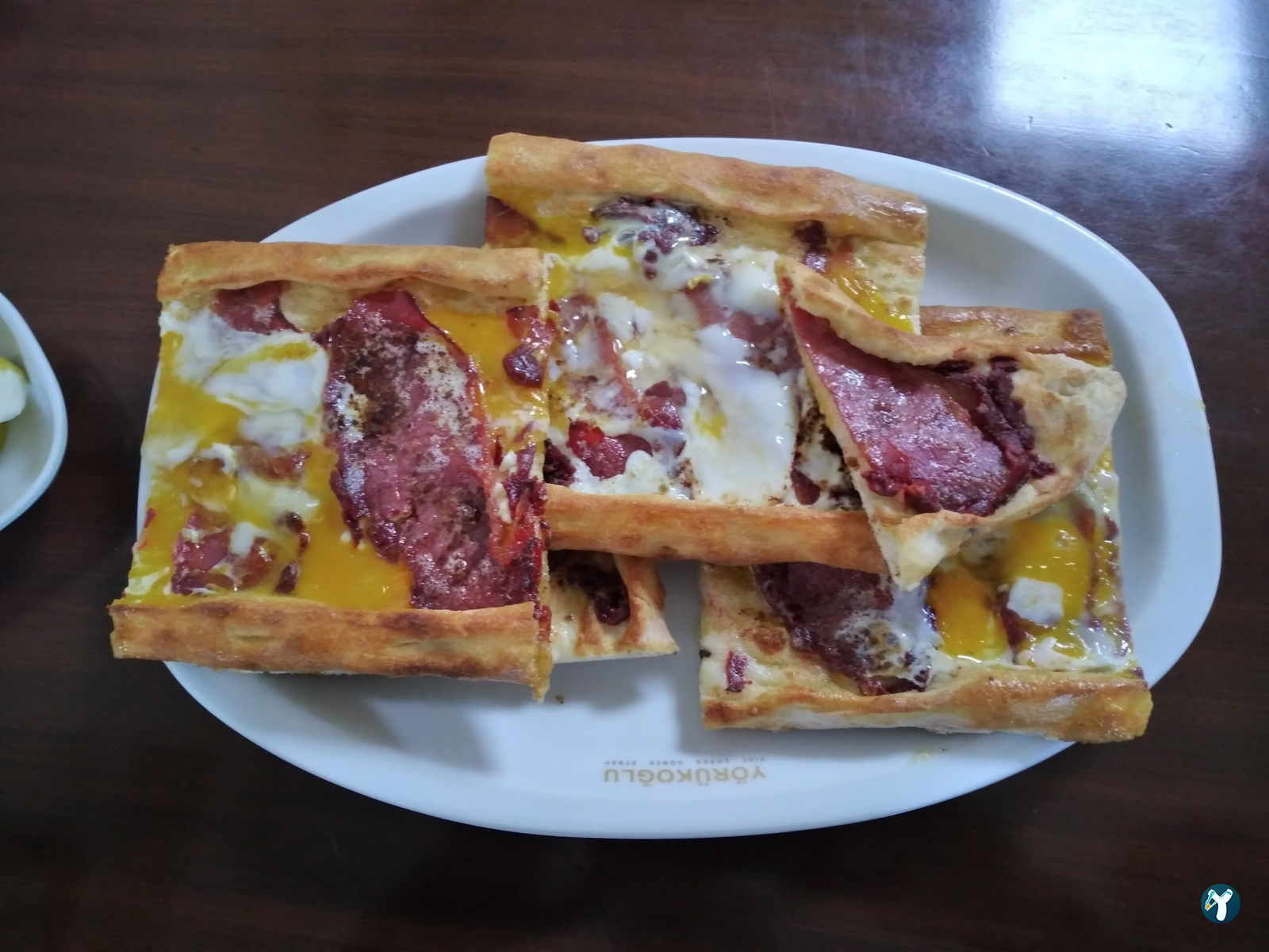 Yörükoğlu Kebap Salonu