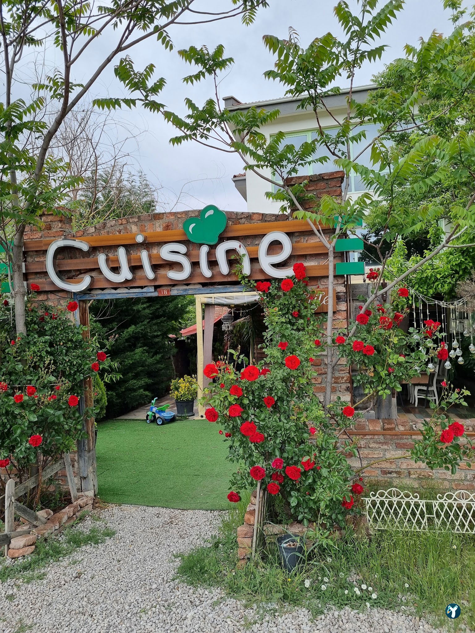 Cuisine Cafe