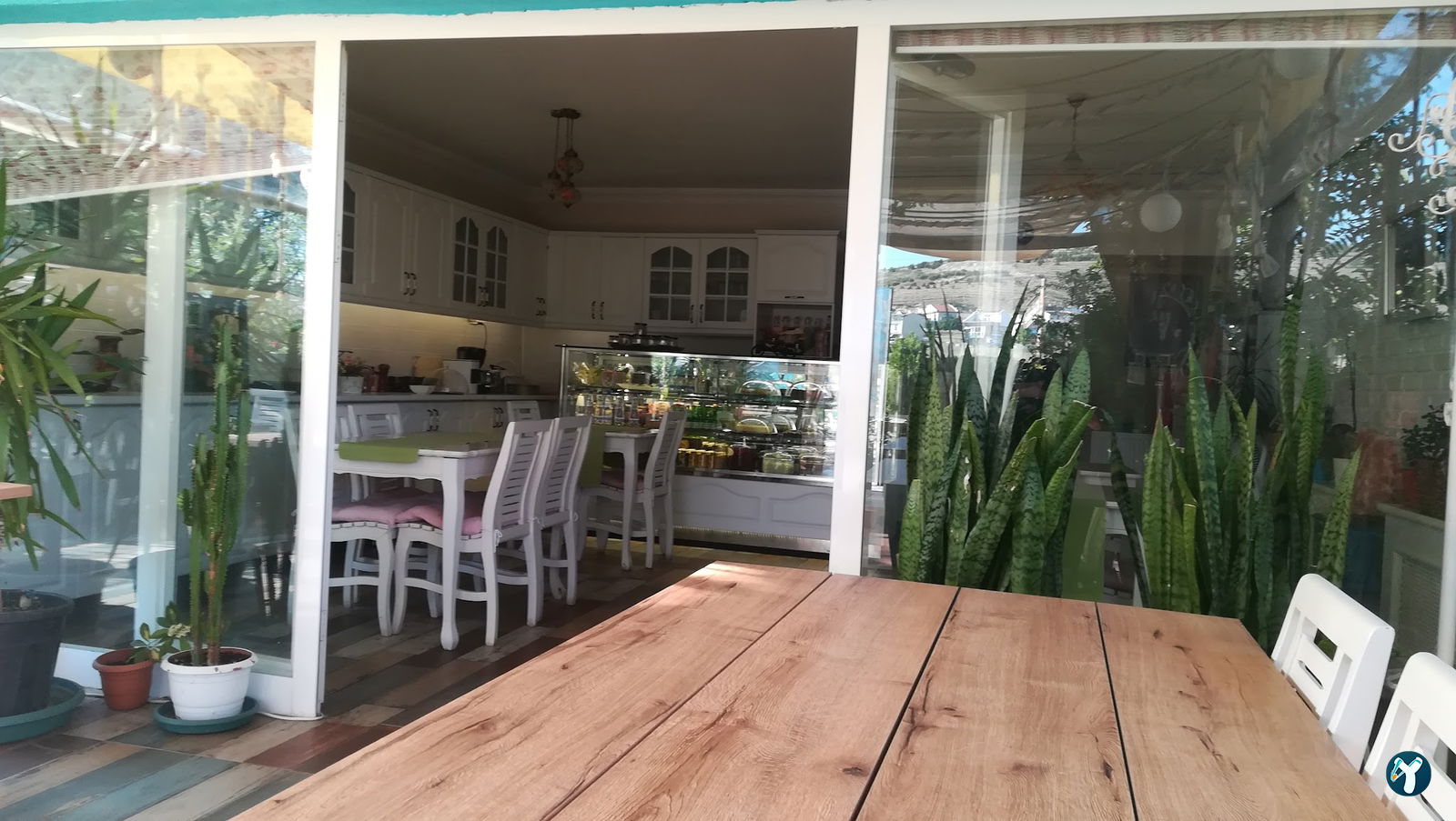 Cuisine Cafe