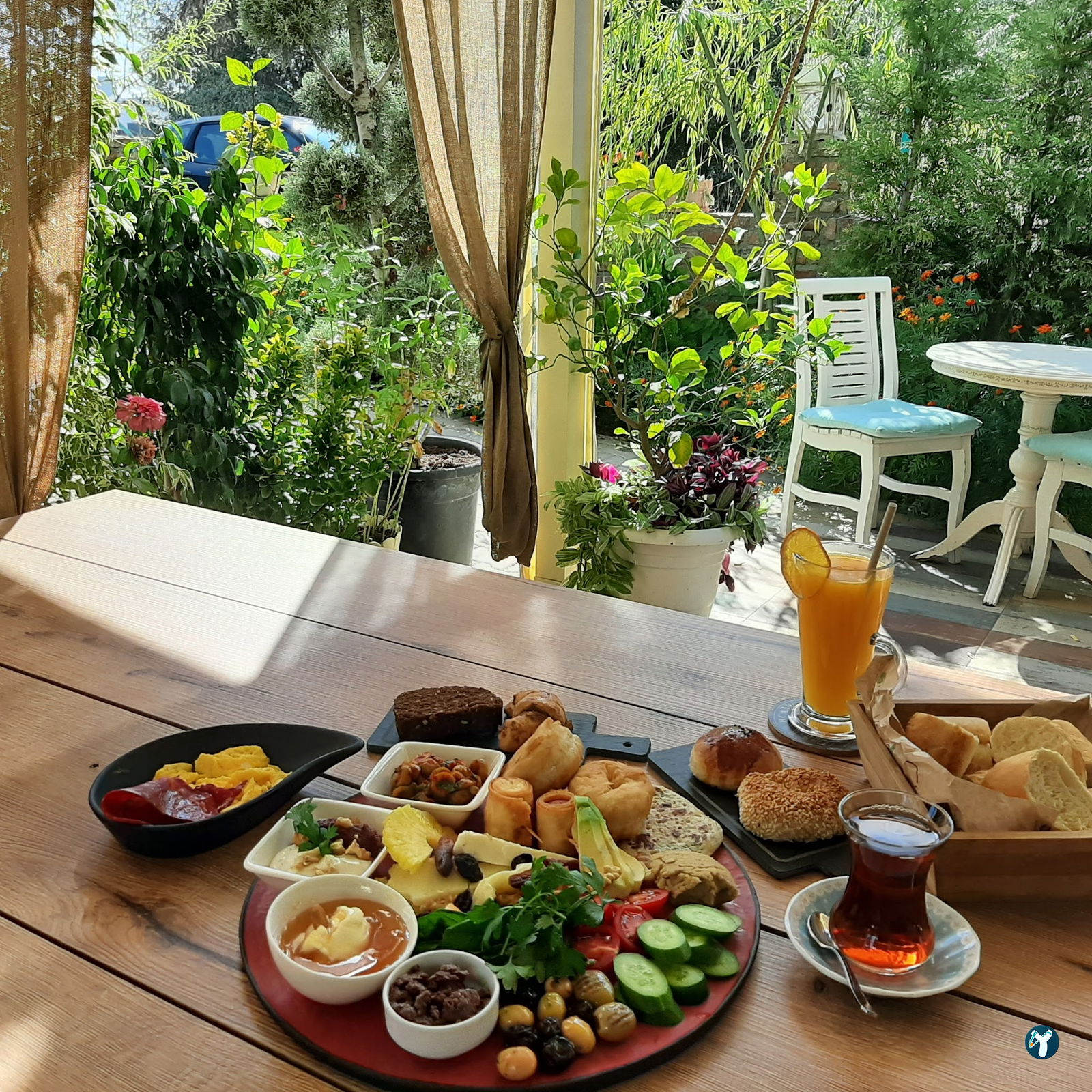 Cuisine Cafe