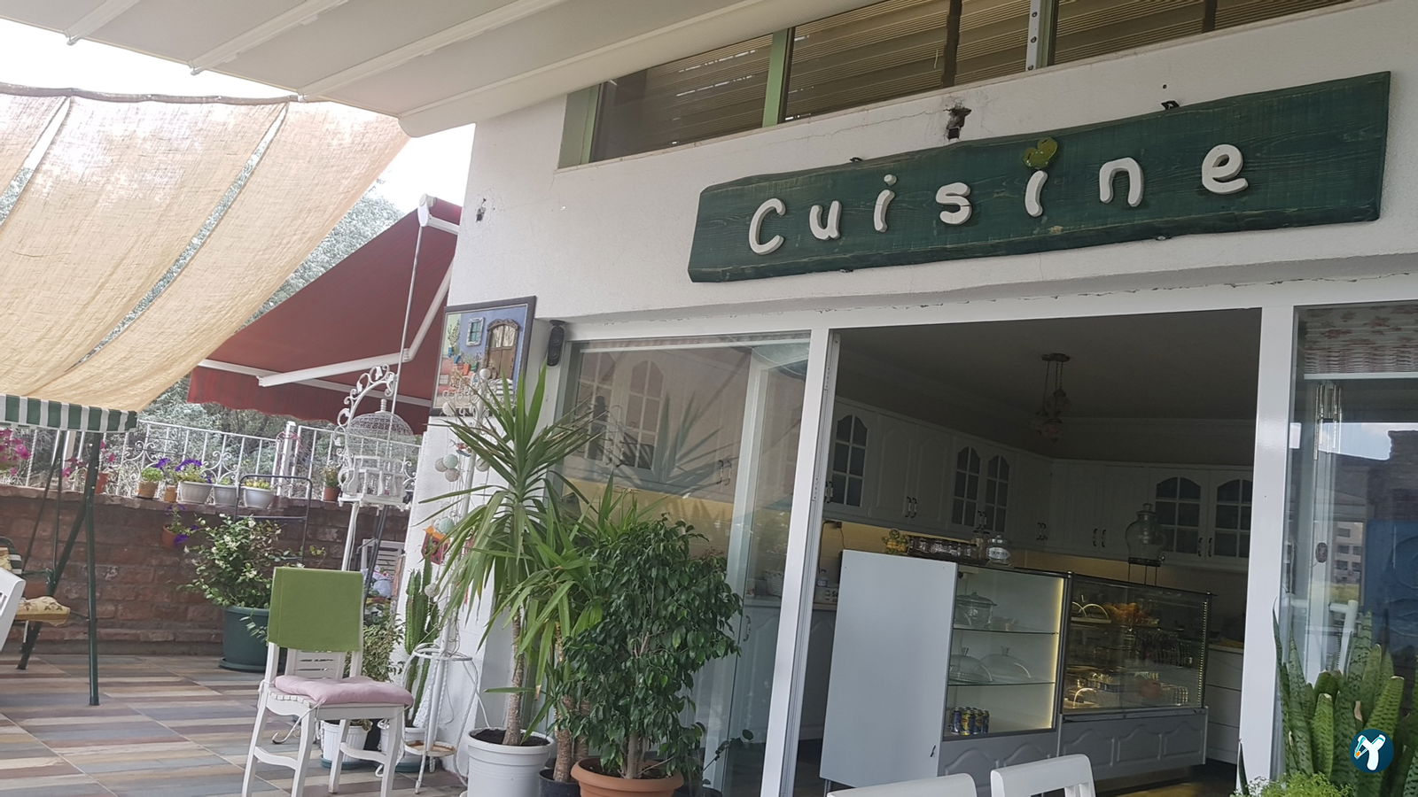 Cuisine Cafe