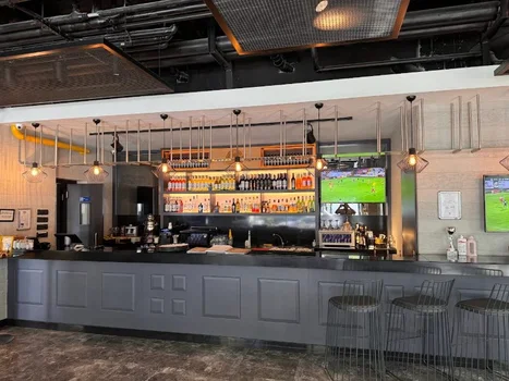 Anba Sports Bar & Grill resimleri