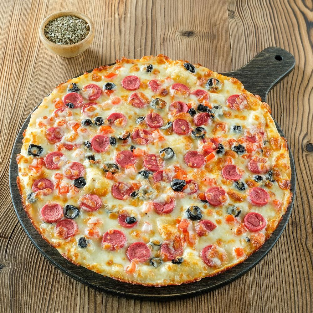 Sosisli Pizza (Orta)