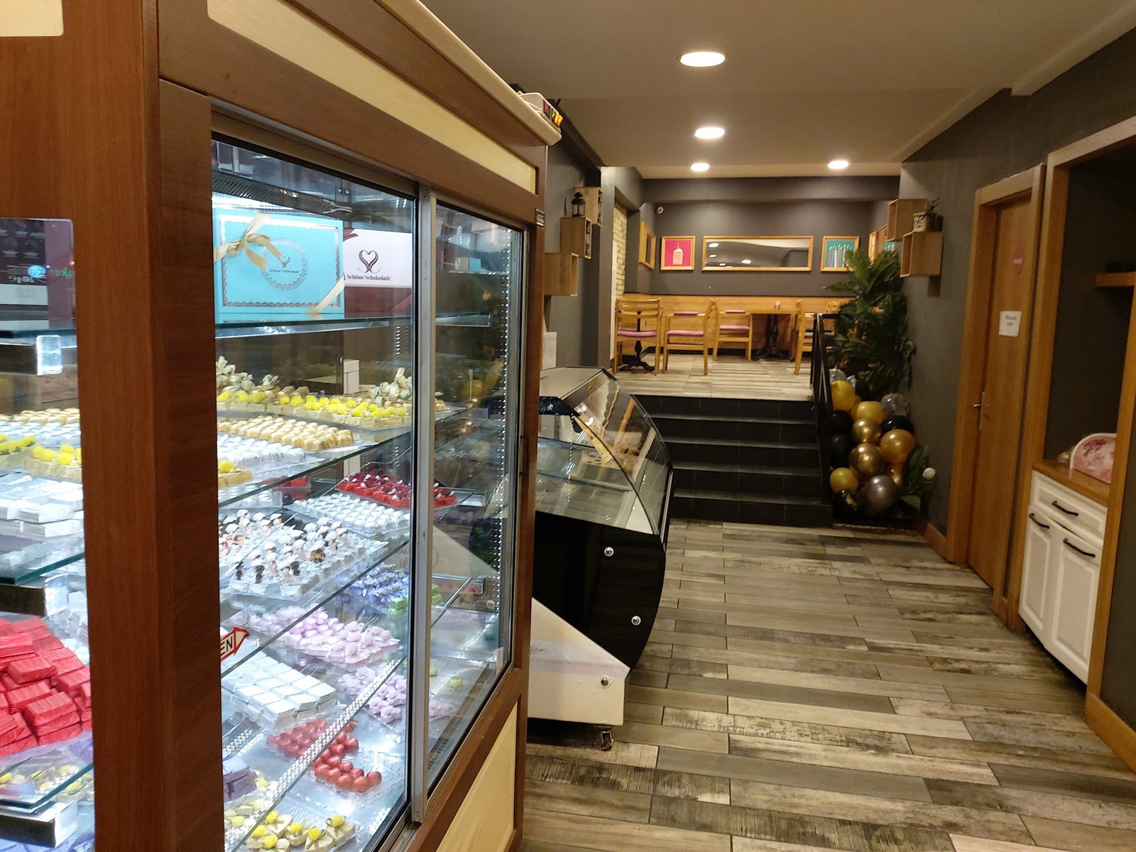 Pastanneci̇m & Erci̇yes Börek Elvankent