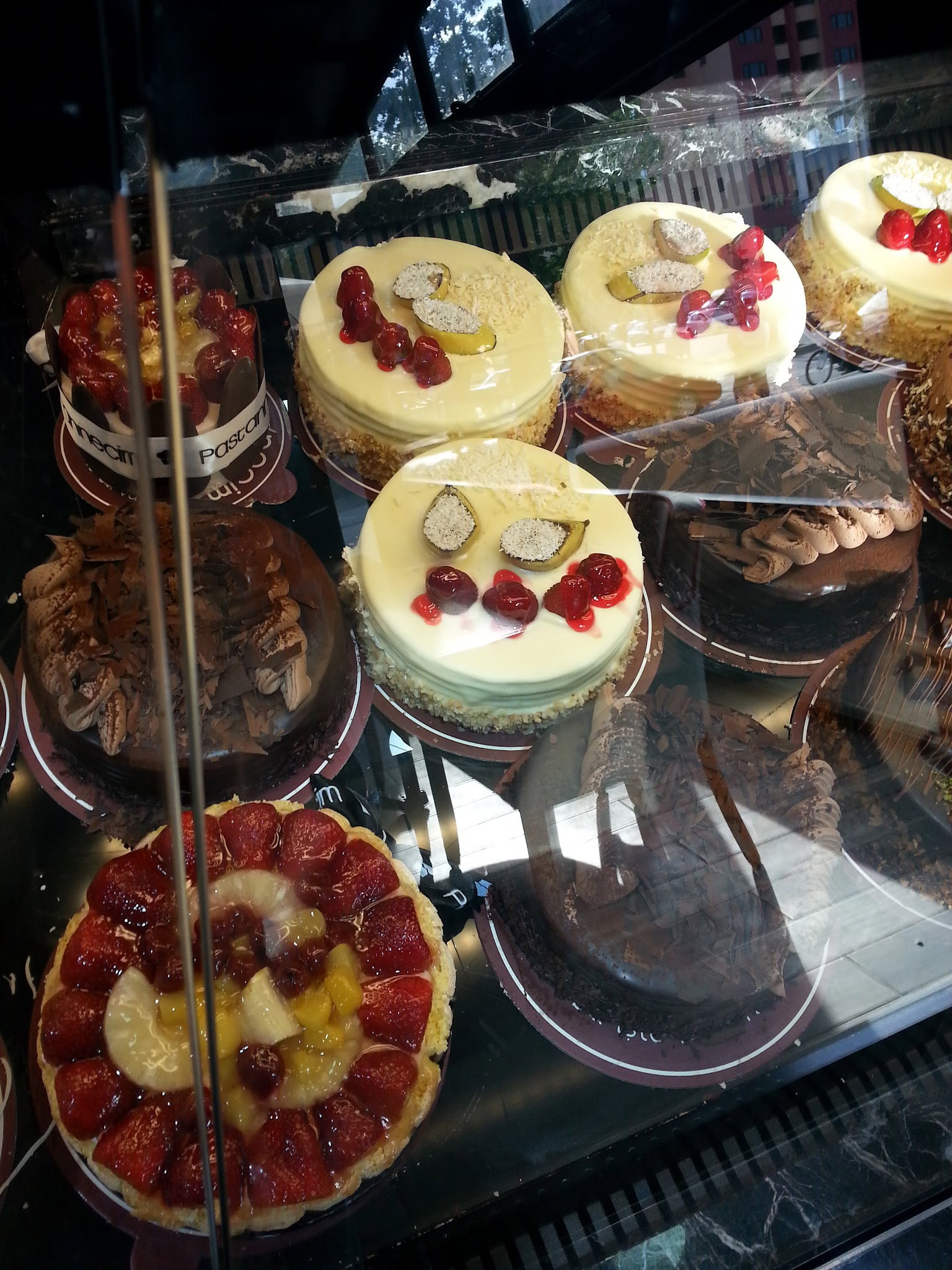 Pastanneci̇m & Erci̇yes Börek Elvankent