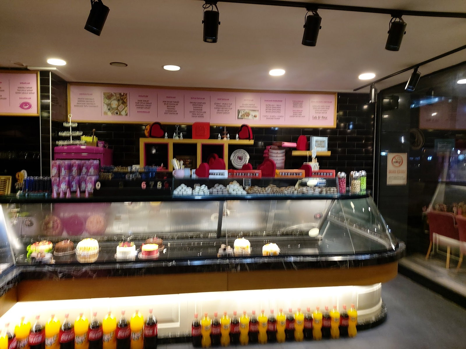 Pastanneci̇m & Erci̇yes Börek Elvankent