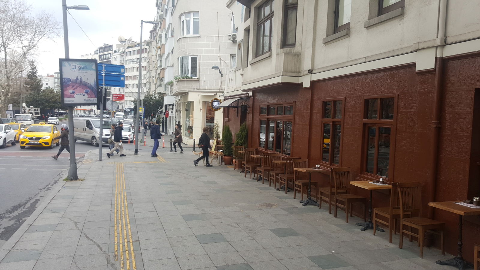 Alman Cafe Valikonağı