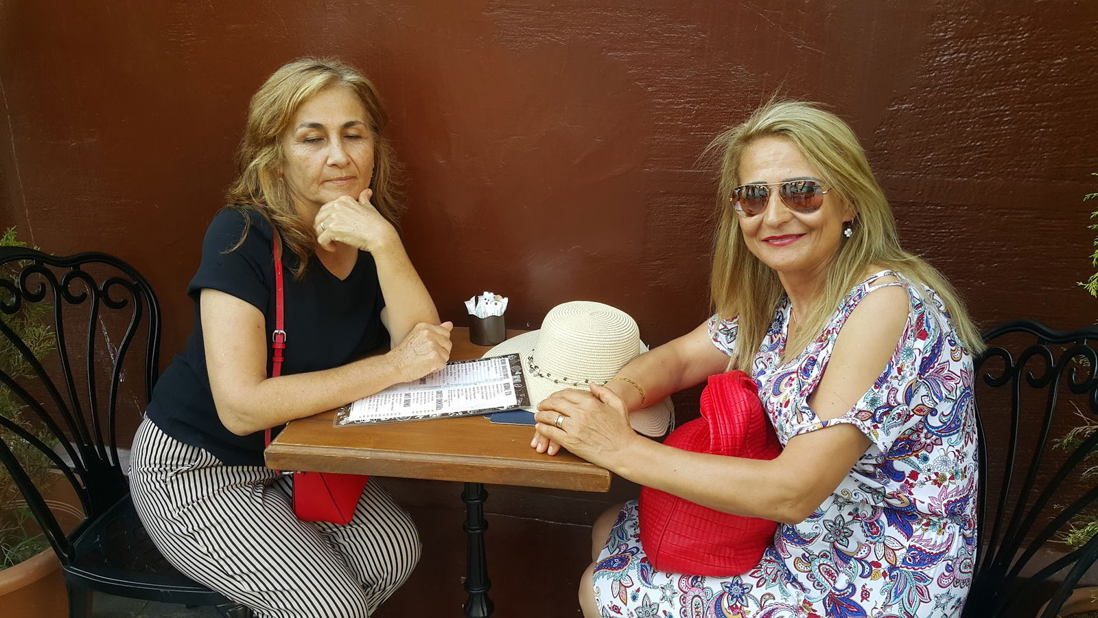 Alman Cafe Valikonağı