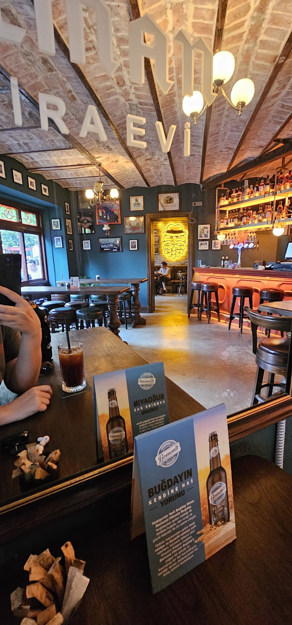 Alman Cafe Valikonağı