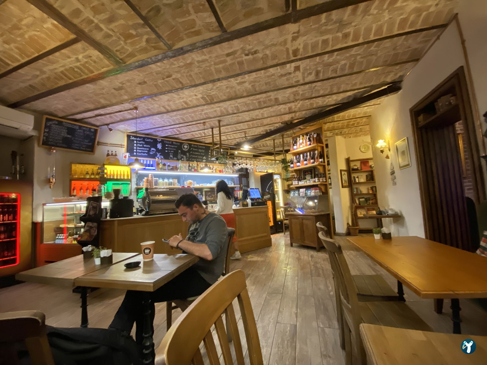 Alman Cafe Valikonağı